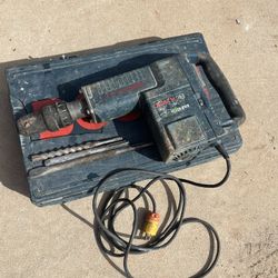 Bosch Demolition Hammer w/ Bits