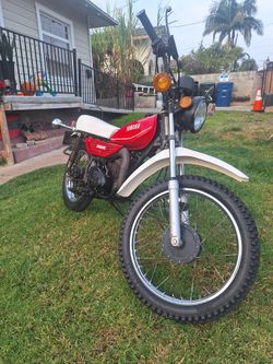 Título Limpio En Mano