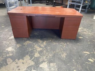 2 Desk