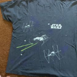 vintage 1990s Star Wars t-shirt featuring a Death Star battle scene