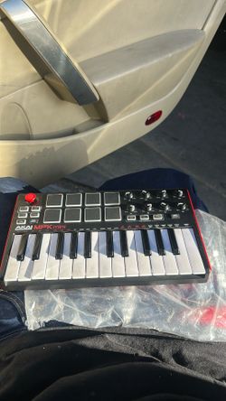 Akai MPK mini