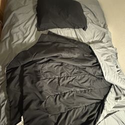 Bedding Set – Comforter, Mattress Cover & Pillow Cover 