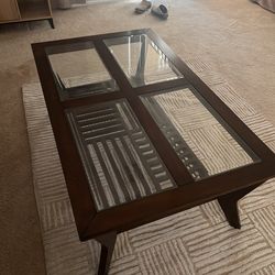 Coffee Table with 2 side tables