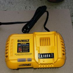 Dewalt 20v Fast Charger Brand New 