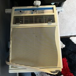 window air conditioner (A/C) 5000 BTU