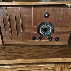 Somber carlson antique radio