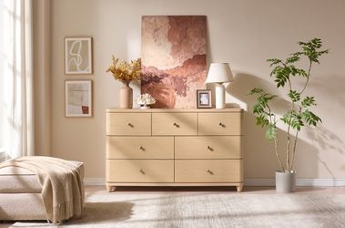 Natural wood 7-Drawer Dresser – Fully Assembled, Ready for Pickup