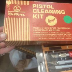 Pistol Cleaning Kit 