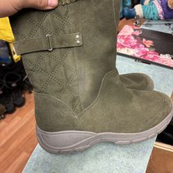 Ladies Winter Boot