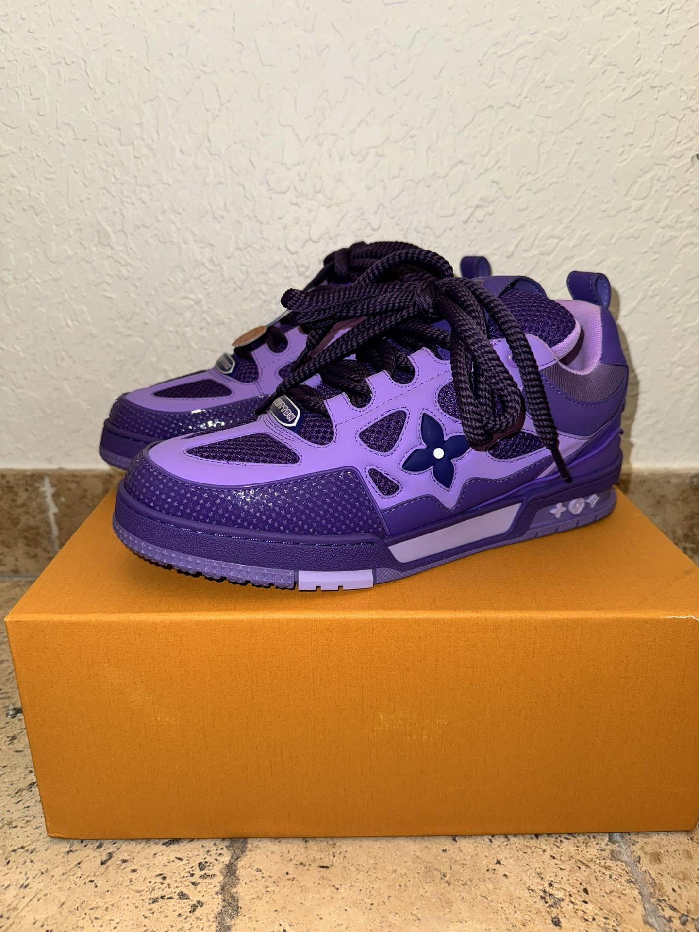 Lv Sneakers Size