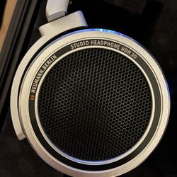Neumann NDH30 Headphones