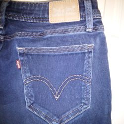 Levi's 529 Curvy Skinny Leg Size 4