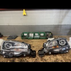 2015-2017 Subaru Outback Headlight Assembly