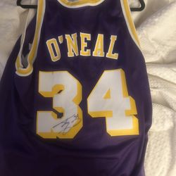 Signed Shaquille O’Neal Lakers Jersey 