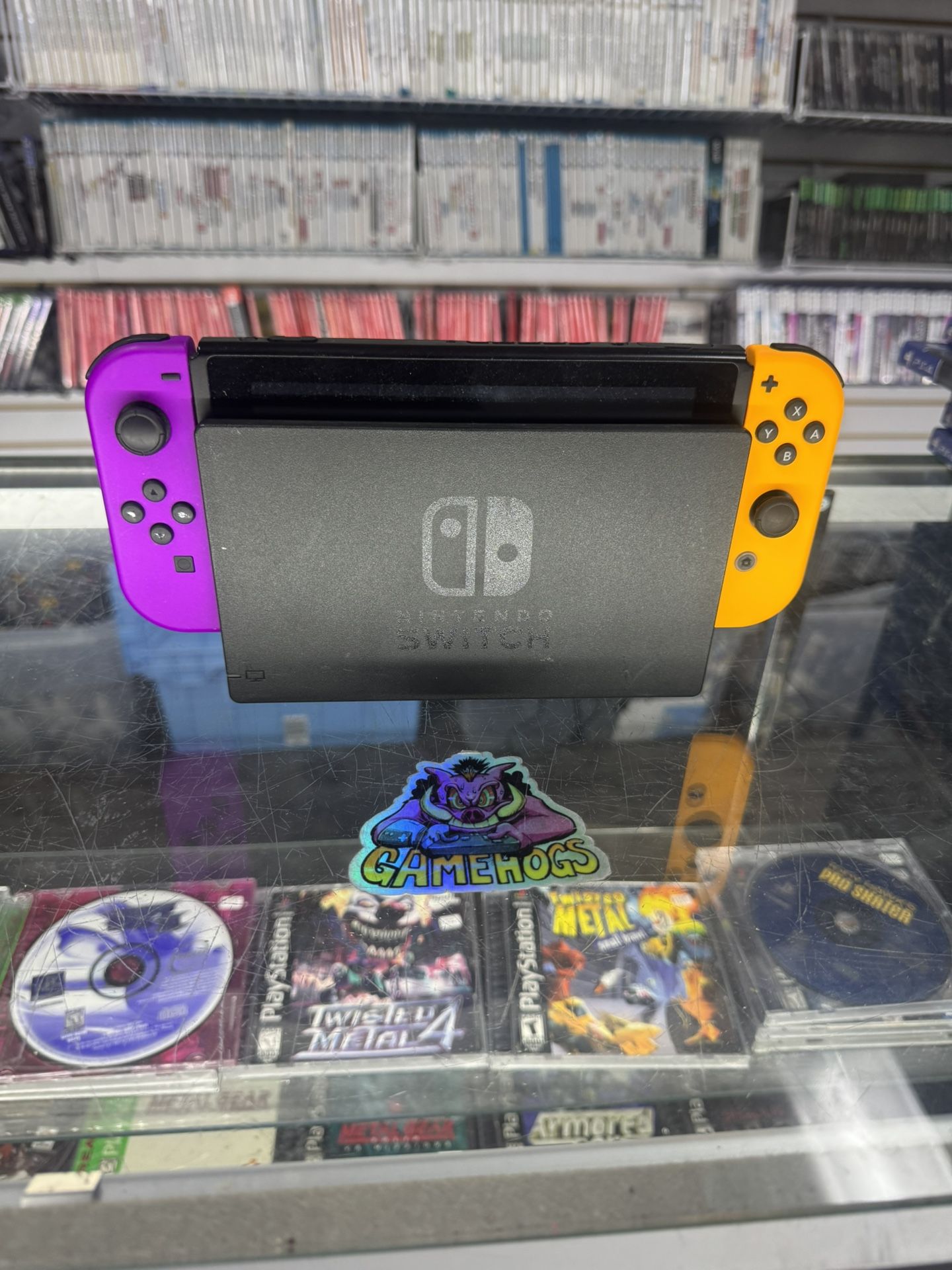 Nintendo Switch Complete $165 Gamehogs 11am-7pm