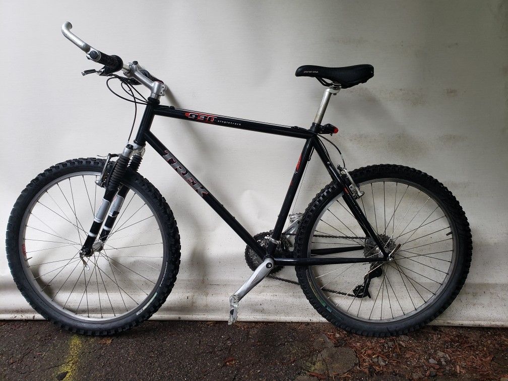 Trek 930 singletrack mountain bike