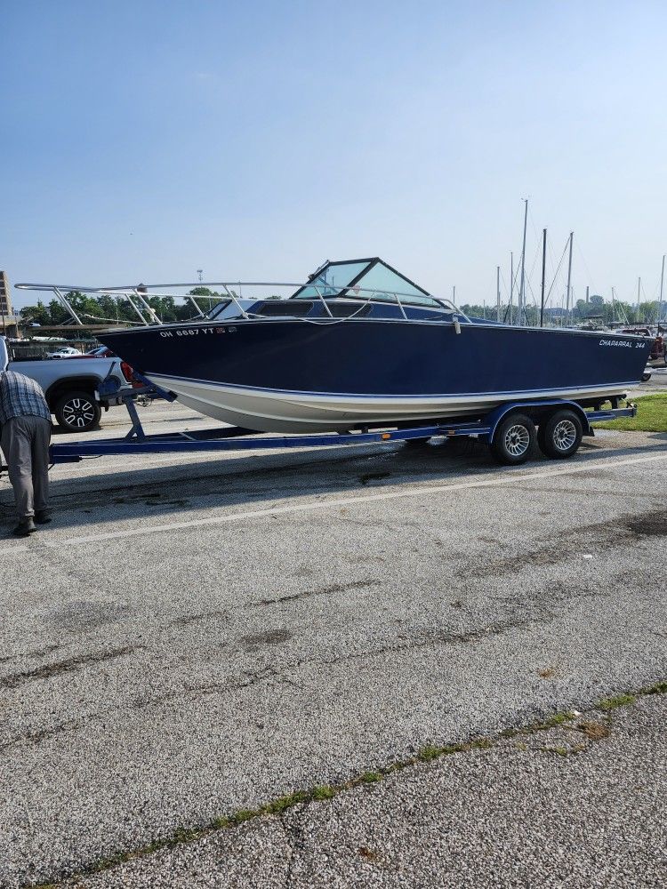 1987 Chaparral Fisherman