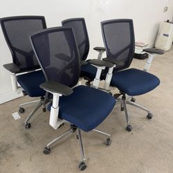 Office Chairs 