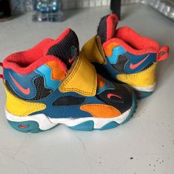 12-24 Months Baby Nikes 