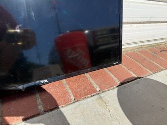 TCL Roku TV Flat Screen Television
