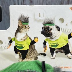 Pickleball Player Pet Costume Hyde and Eek X-small Cute New Dog Halloween.19d