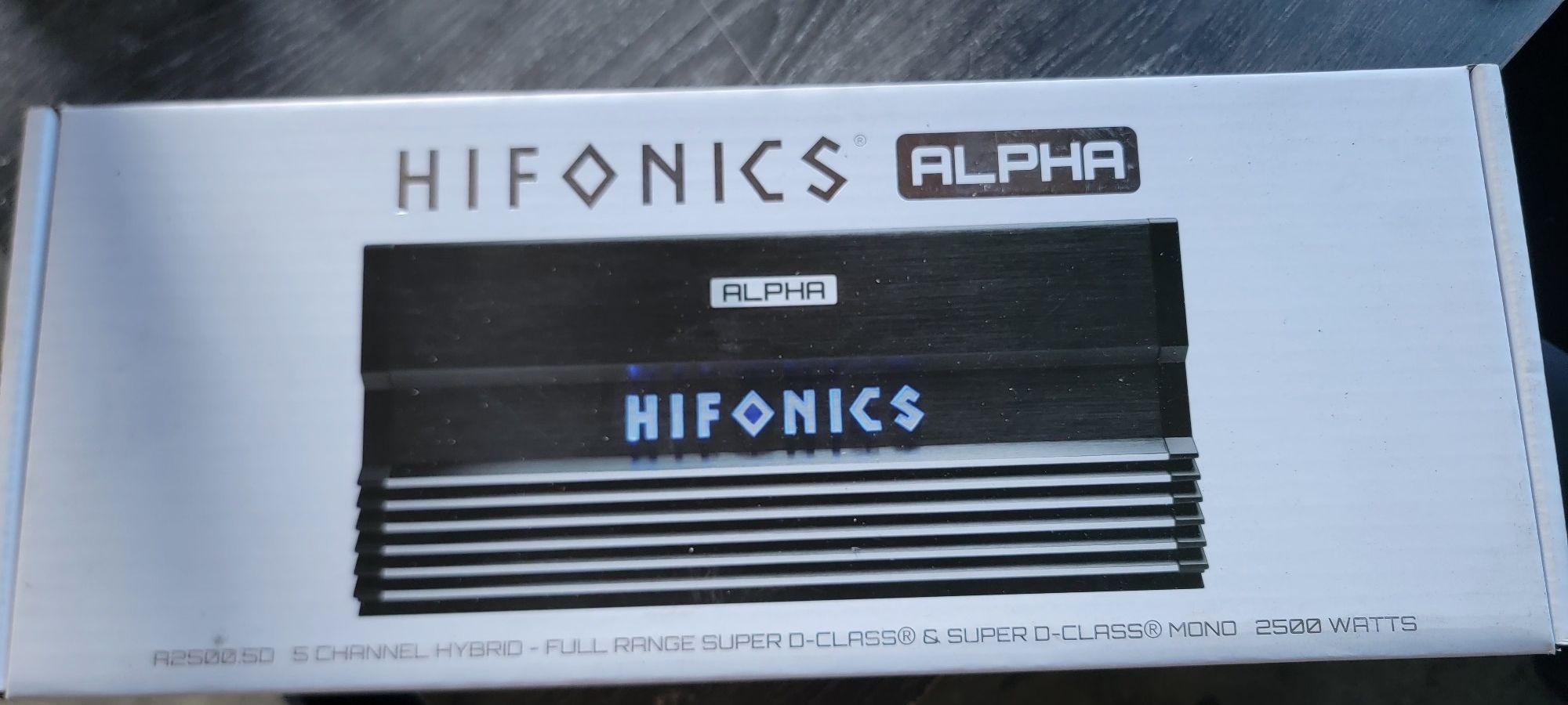 HIFONICS 5 CHANNEL AMPLIFIER