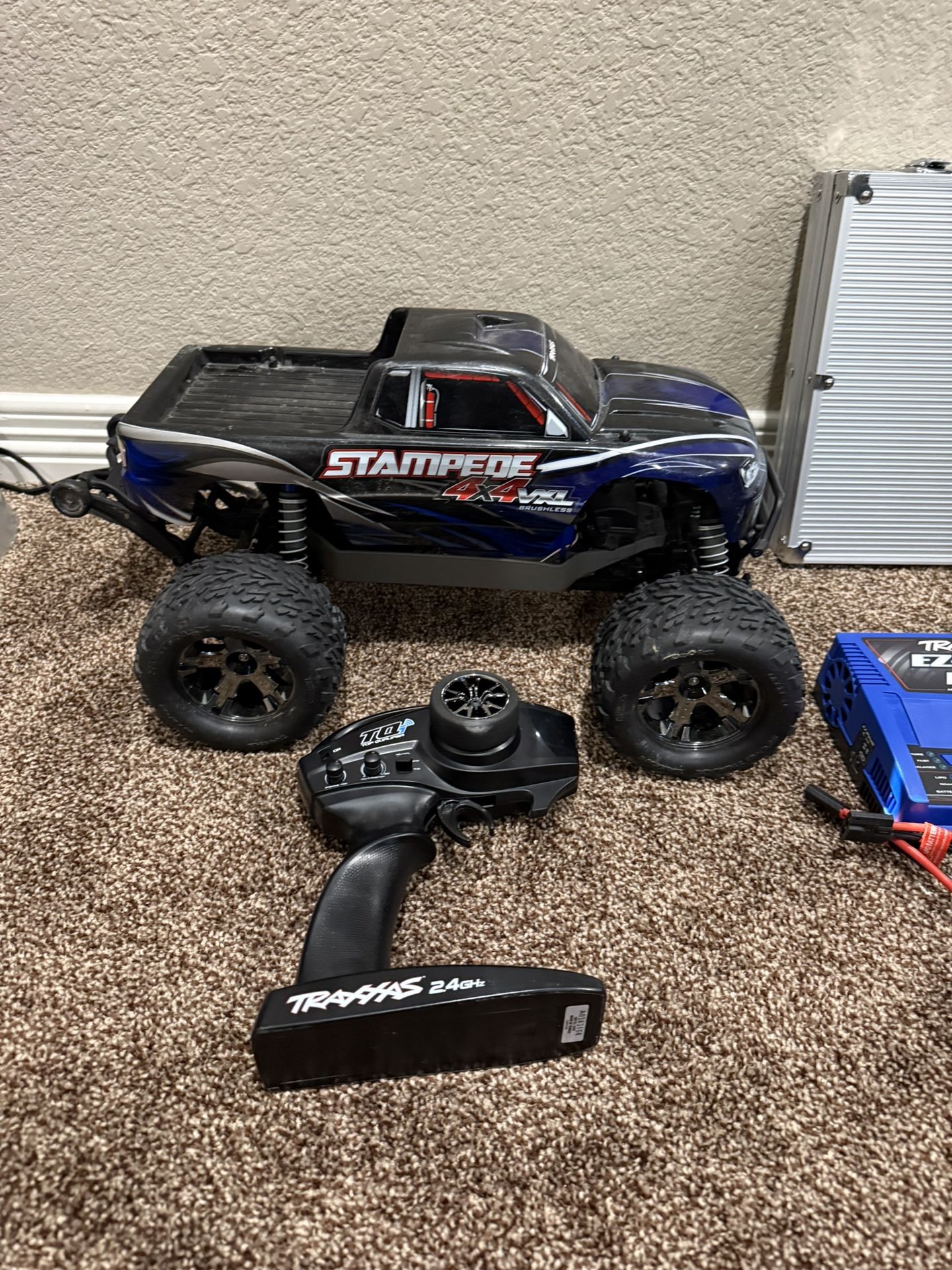 Traxxas Stampede 4x4 VXL Brushless