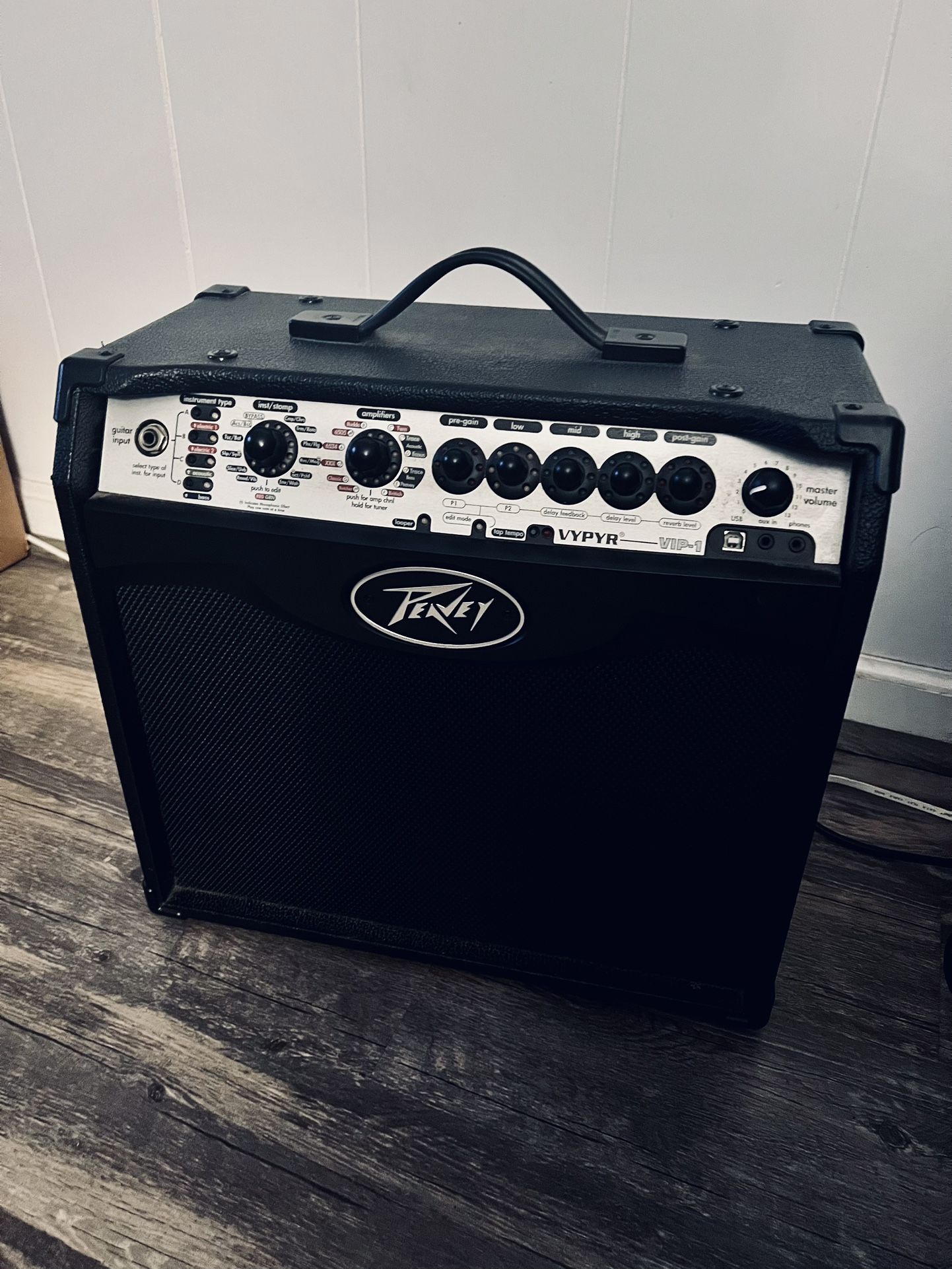 Peavey VYPYR VIP1 Guitar Amp for Sale in Monroe, NC OfferUp