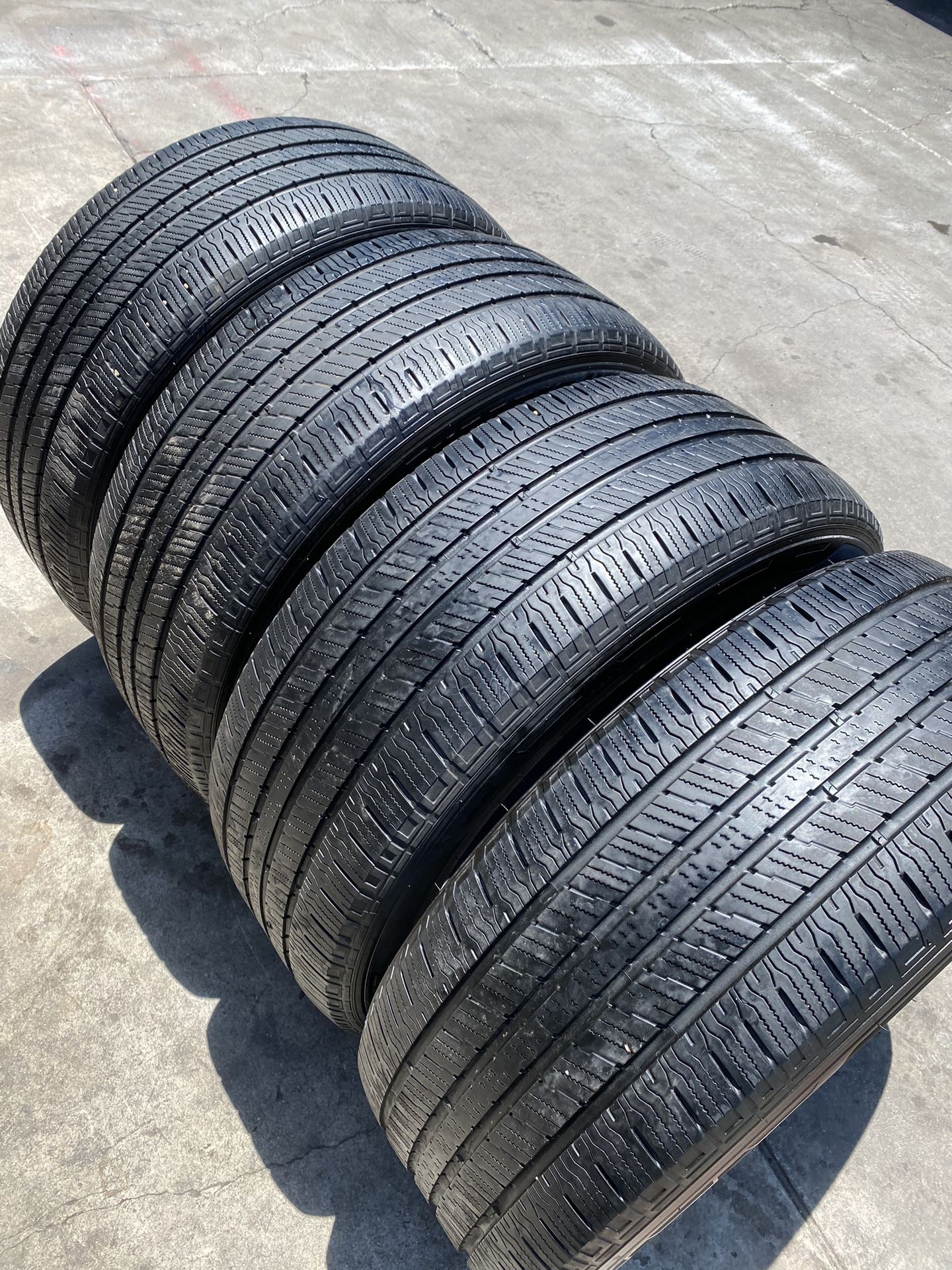 285 45 22 Hankook Tires 4 for Sale in Midway City, CA OfferUp