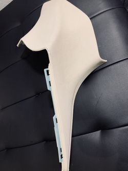 TTesla Model S  - C-Pillar L/R