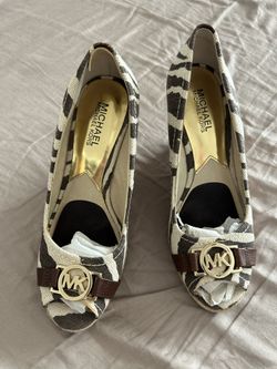 Michael Kors Shoes 6.5