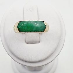 14k gold jade ring