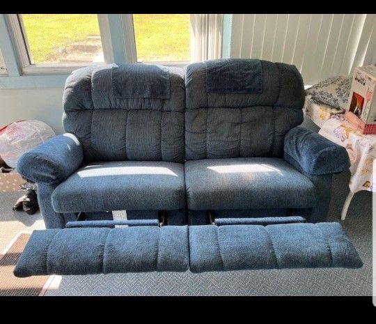 Recliner Couch 
