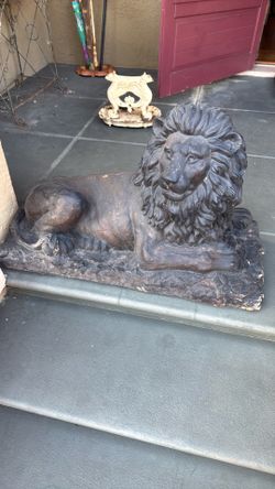 Concrete Lion. antique