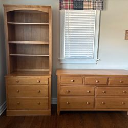 2 Ethan Allen Dresser / Chest of Drawers Lot - Solid Wood - Bookcase / Hutch / Shelves