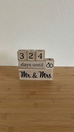 Rustic Wedding Countdown Sign