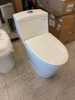 Toilet one piece