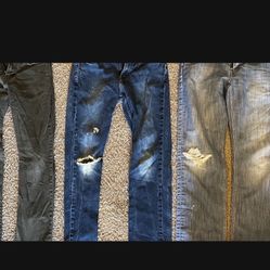 Used men’s Levis 514 30 x 32 jeans