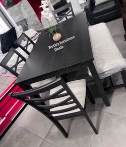 On sale‼️6-pc dining table set black finish