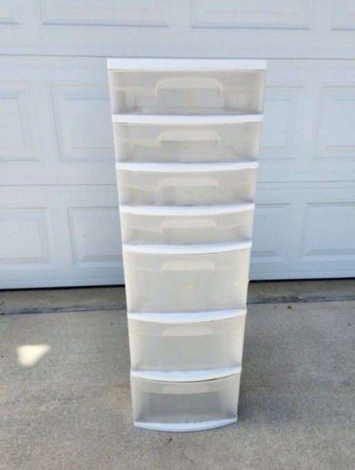 Good Condition Sterilite White 7 Drawer Cart
