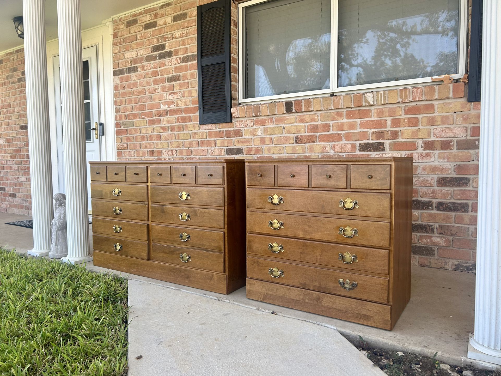 Vintage Ethan Allen Maple Dresser Set