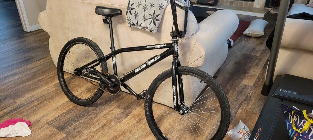 Haro Backtrail X24 Cruiser BMX Bike
