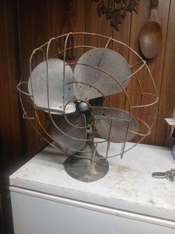 1930s Hunter Century fan