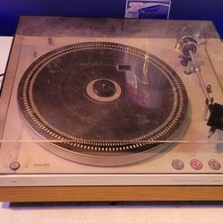 Philips Servo Belt Drive Electronic 312 Turntable - AS IS