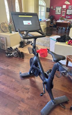 Peloton bike +