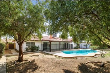 4Bedroom 2Bath