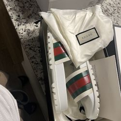 GUCCI slides Size 10