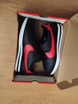 Nikes and deion sanders baseball jersey
