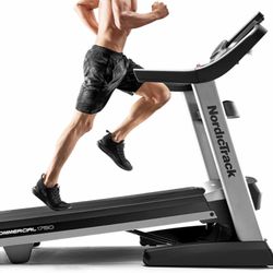 Nordick Track Treadmill Commercial 1750 
