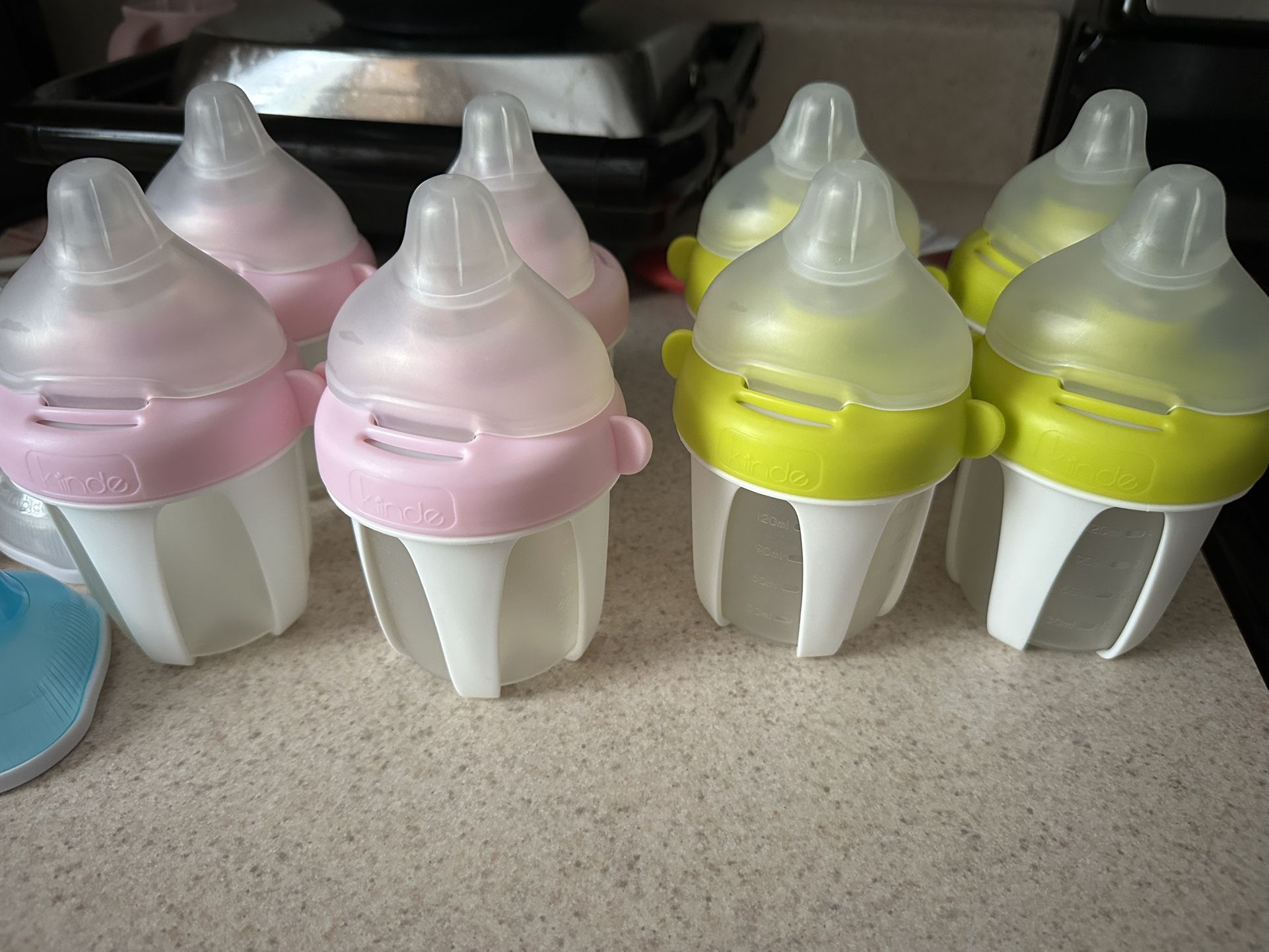 Kiinde bottles and nipples